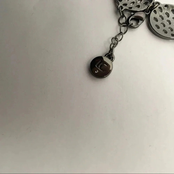 Liz Claiborne Circle Linked Bracelet - Picture 5 of 5